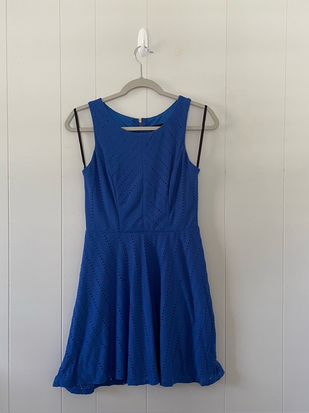 City Triangles Women’s Blue Eyelet Dress Sleeveless A-Line Fit & Flare Size 7